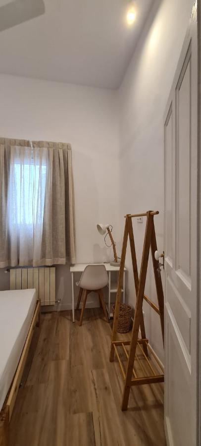 Hostal Andrea Sol Madrid Eksteriør billede