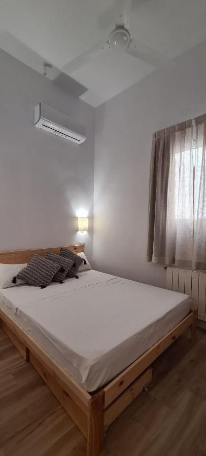 Hostal Andrea Sol Madrid Eksteriør billede