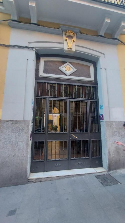 Hostal Andrea Sol Madrid Eksteriør billede